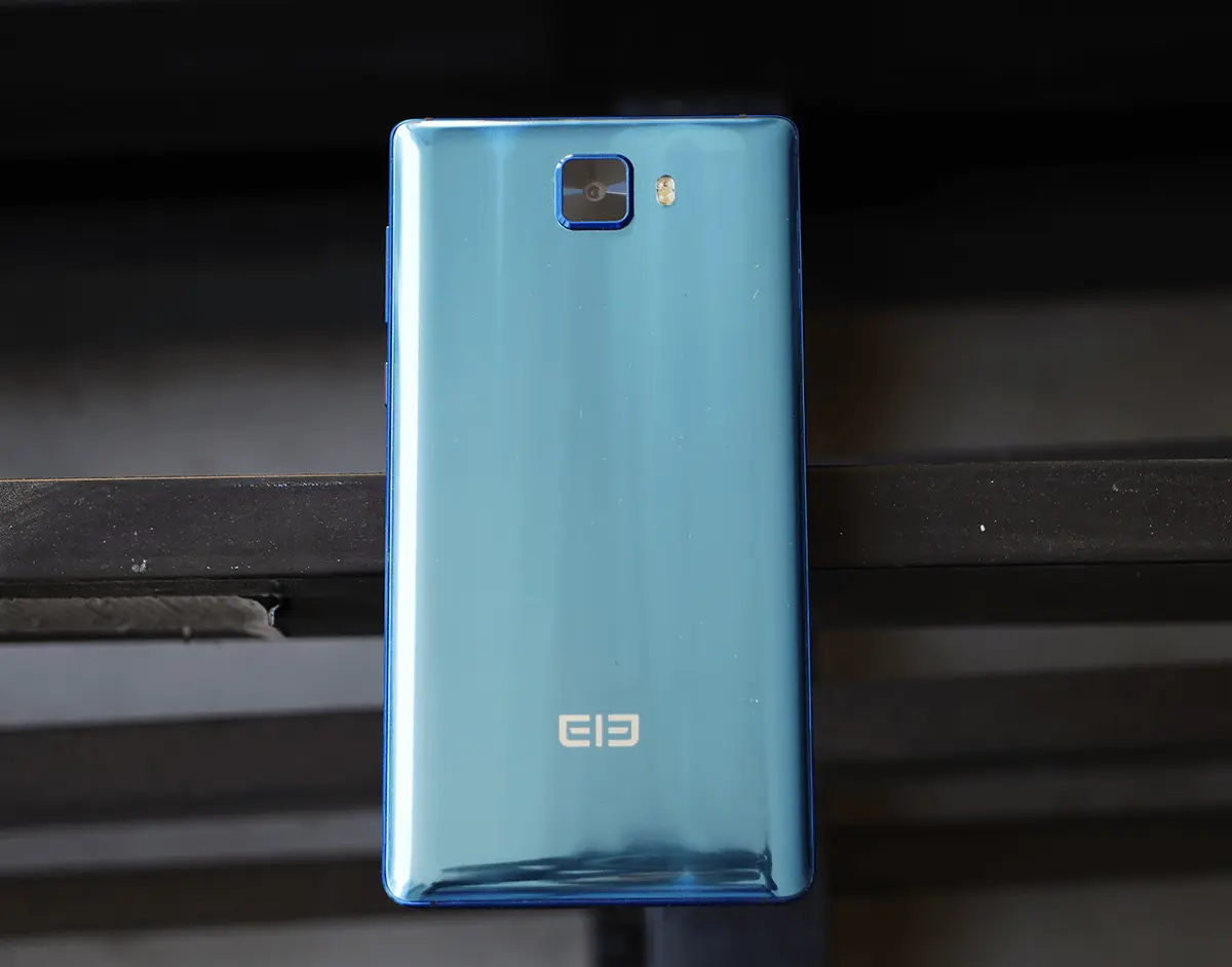 Elephone S8