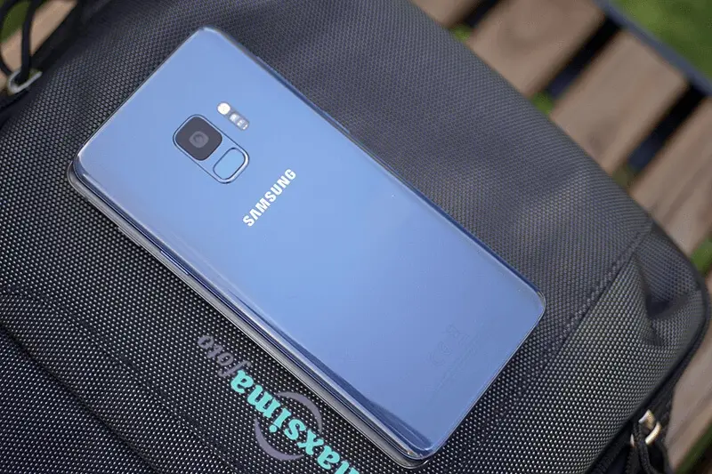 S10 vs S9